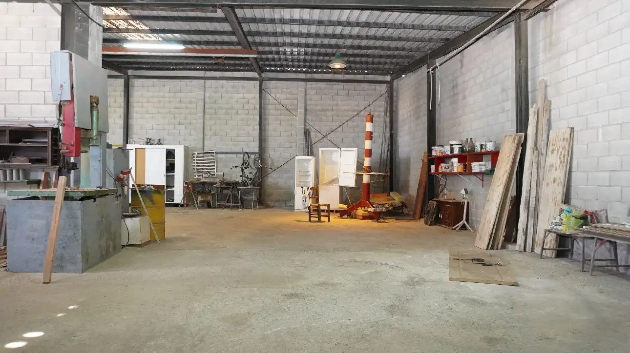 Finca rústica en venta en Motril con Terraza, Piscina y Amueblado