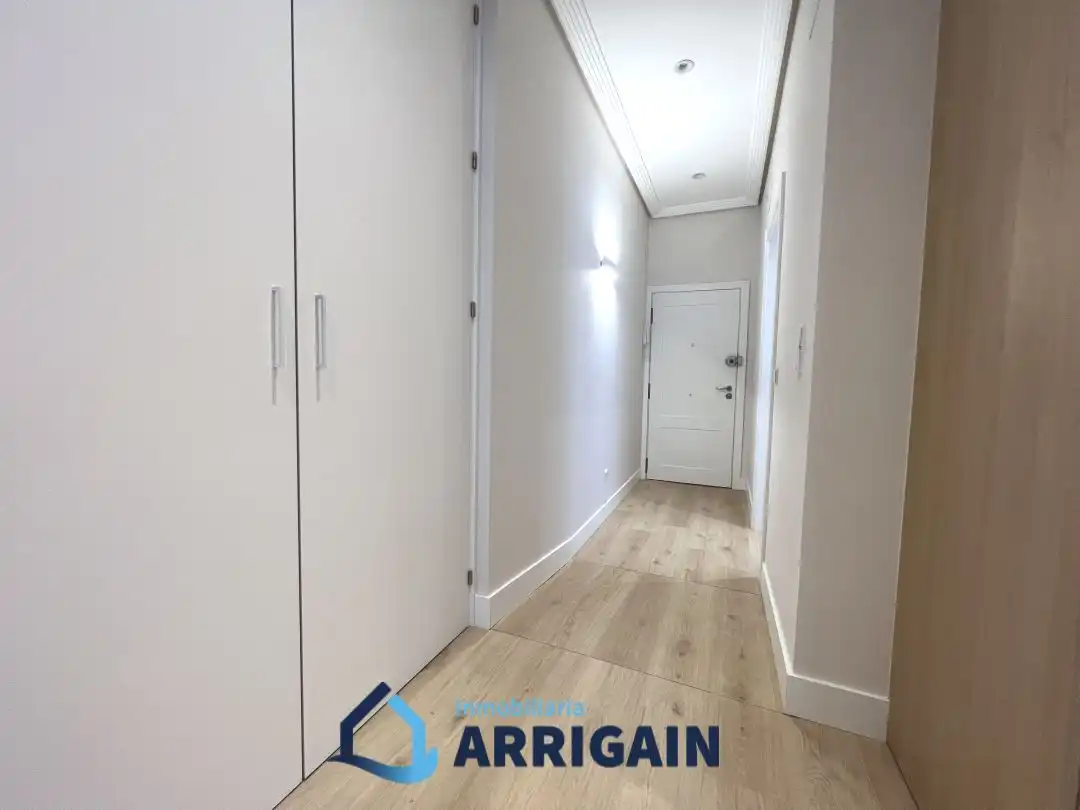Wohnung zur Miete in Calle Arrasate, Área Romántica