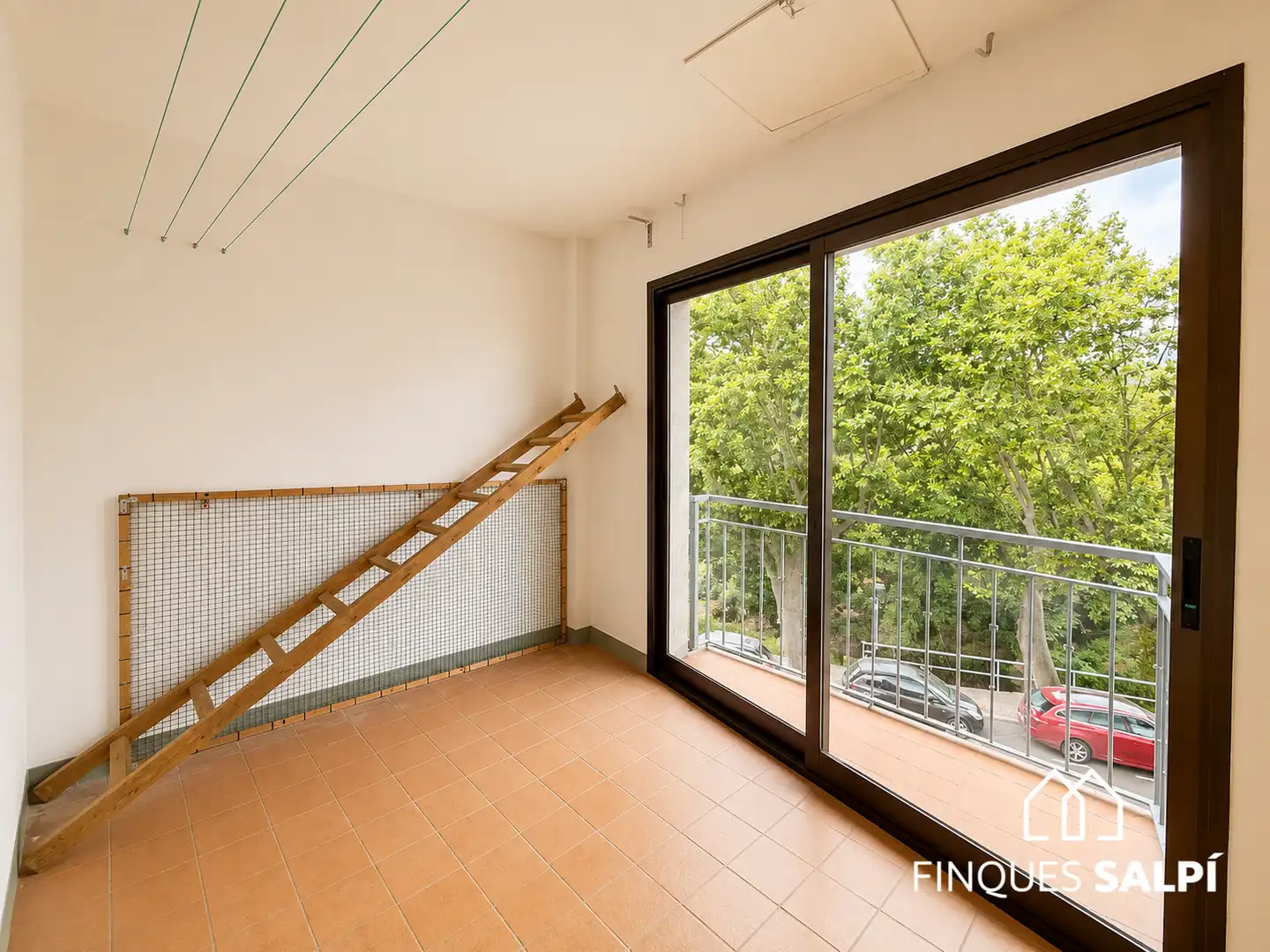 Terraza de Casa adosada en venta en La Jonquera con Calefacción y Trastero