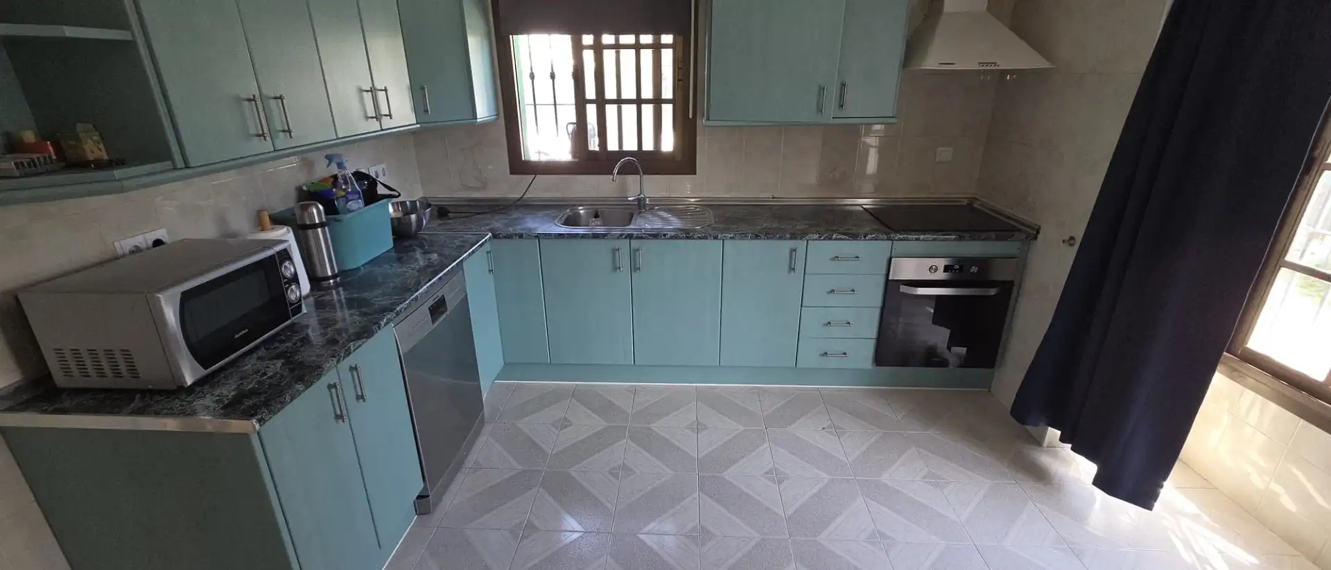 Kitchen of Houses for sale in Coín  with Air Conditioner, Private garden and Terrace