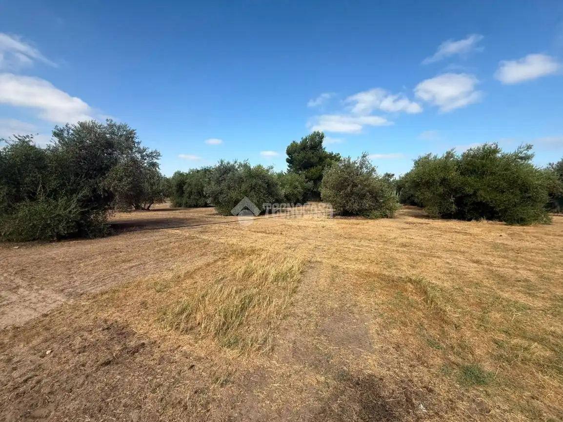 Country homes for sale in Arahal  with Swimming Pool