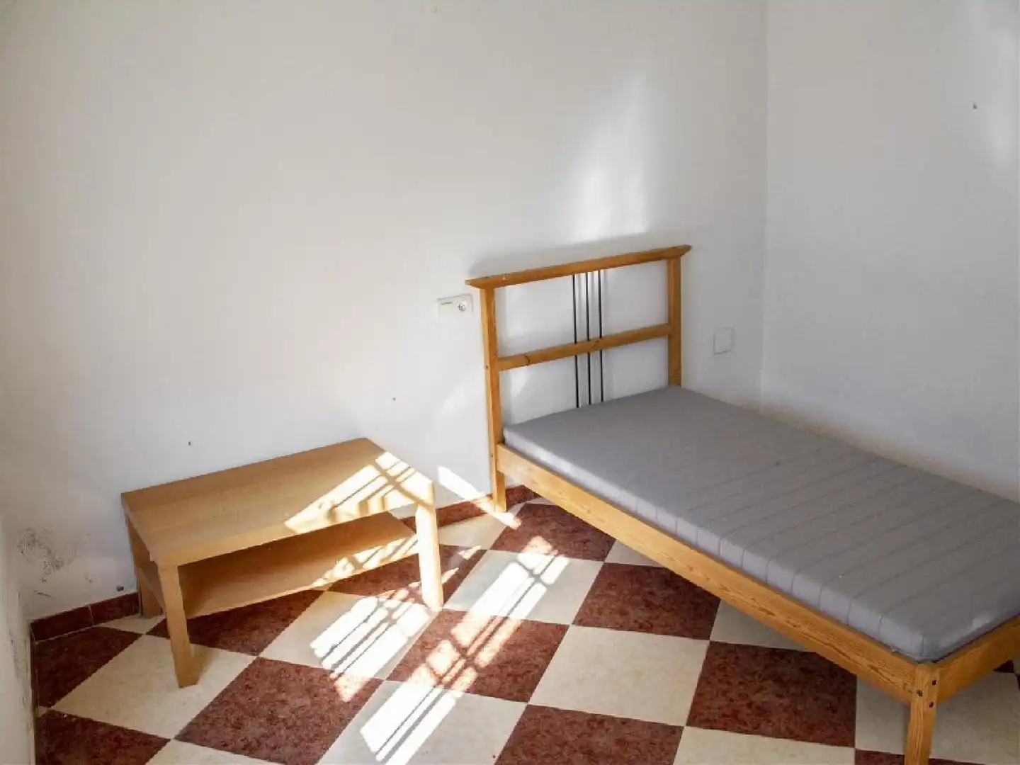 Habitación de Casa o chalet en venta en Badolatosa