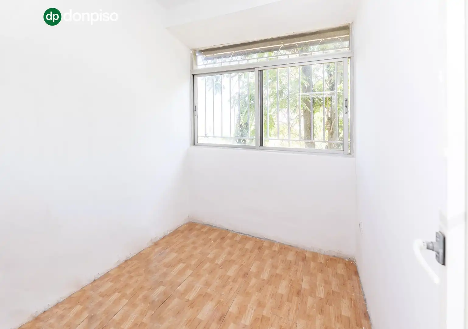 Habitación de Piso en venta en Granada