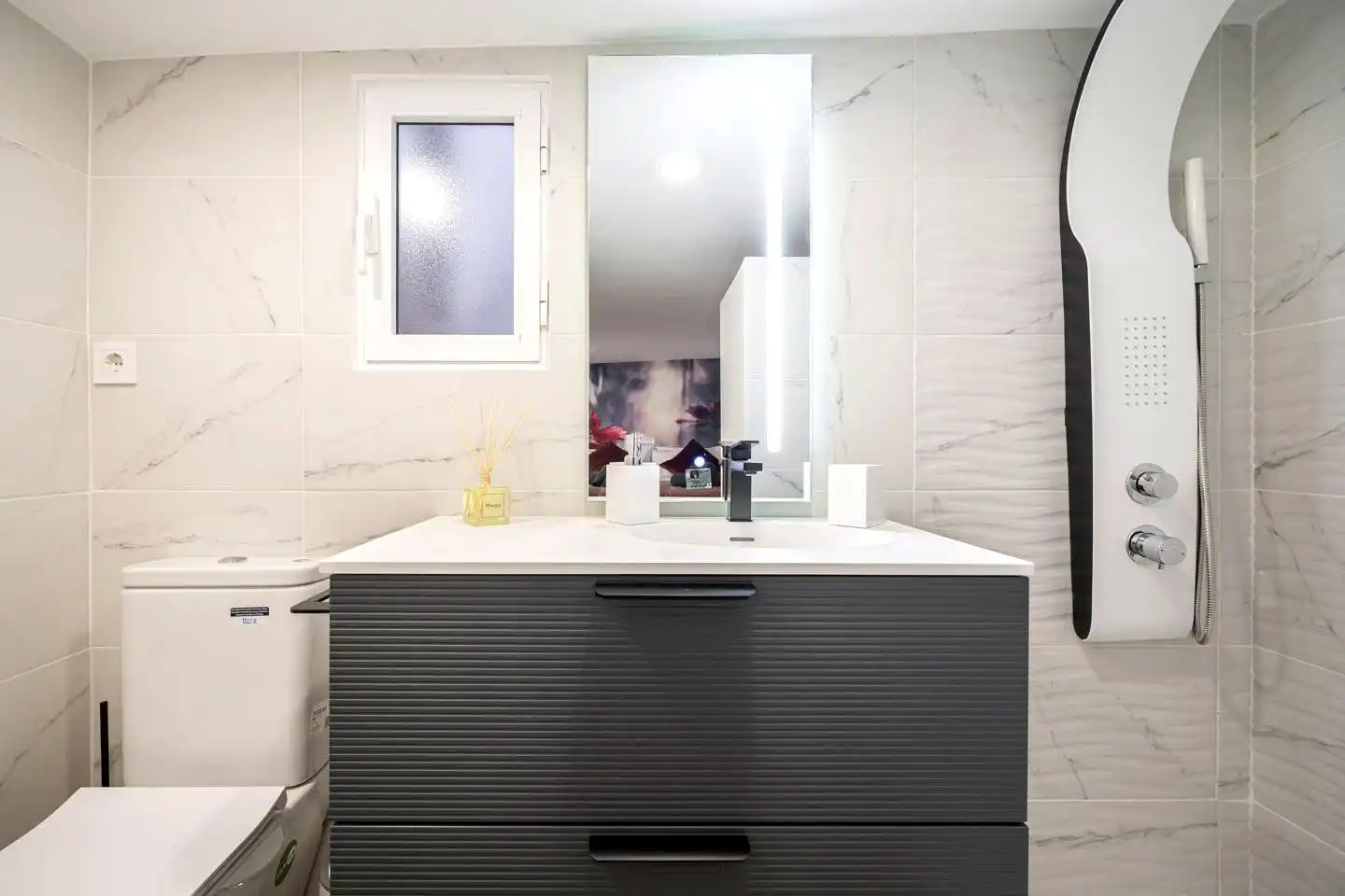 Bathroom of Duplexes for rent in Chamberí