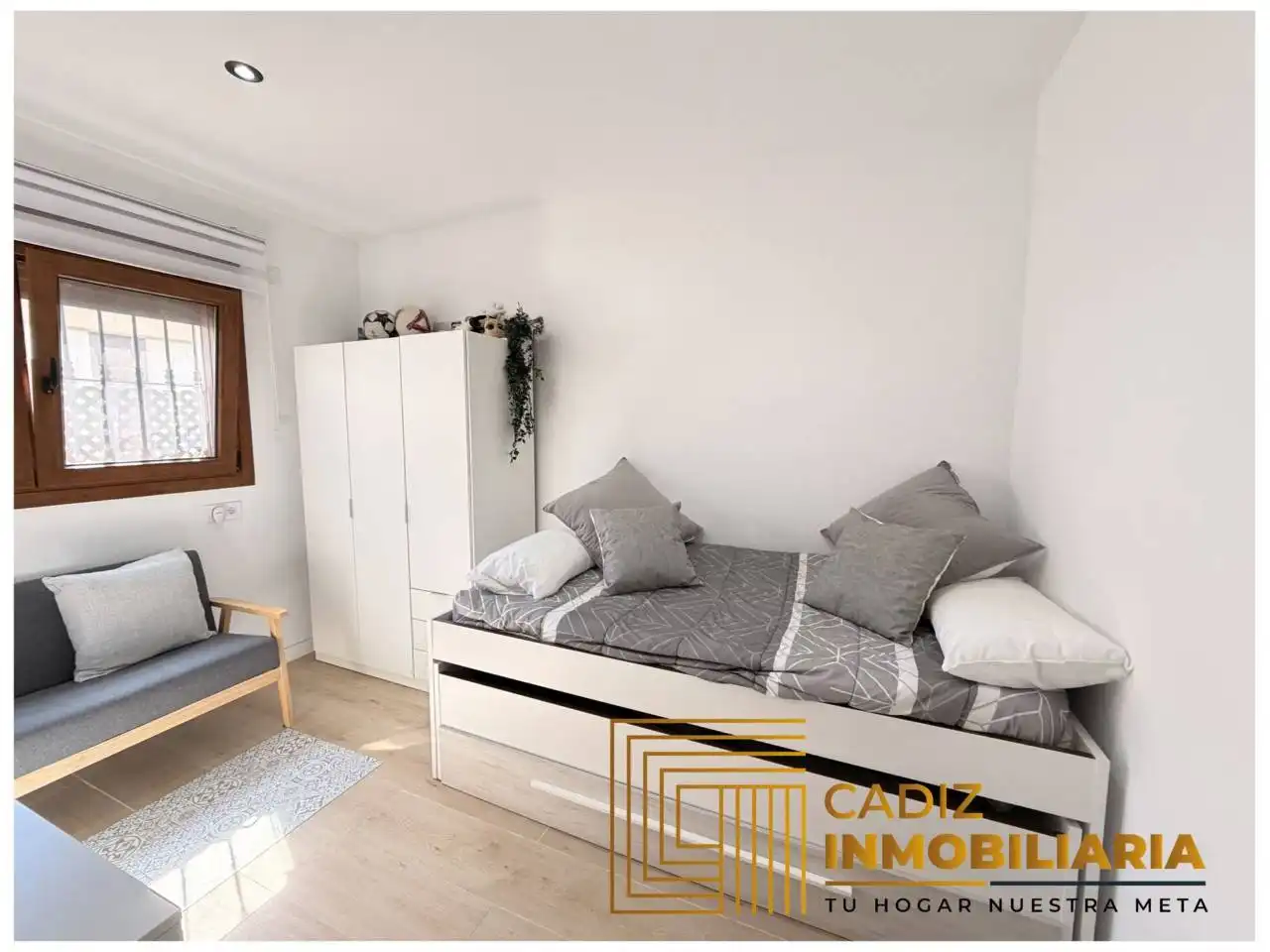 Dormitori de Finca rústica en venda en Chiclana de la Frontera amb Aire condicionat, Jardí privat i Terrassa