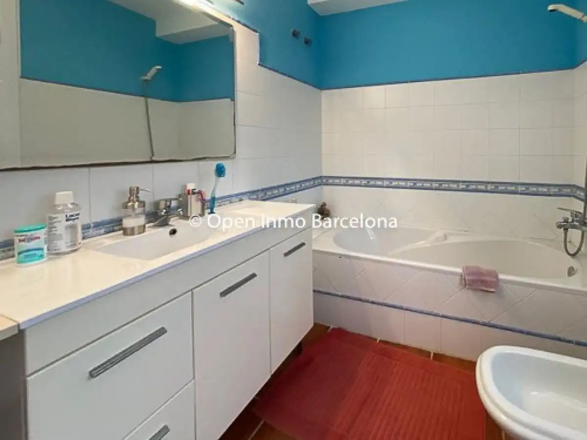 Houses for sale in Avenida MONTSENY, Mas d'En Serra - Els Cards