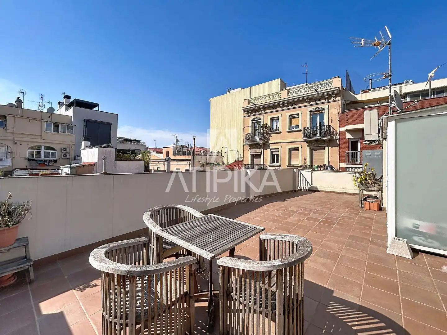 Terrace of Attic for rent in Barcelona  with Air Conditioner, Parquet flooring and Terrace