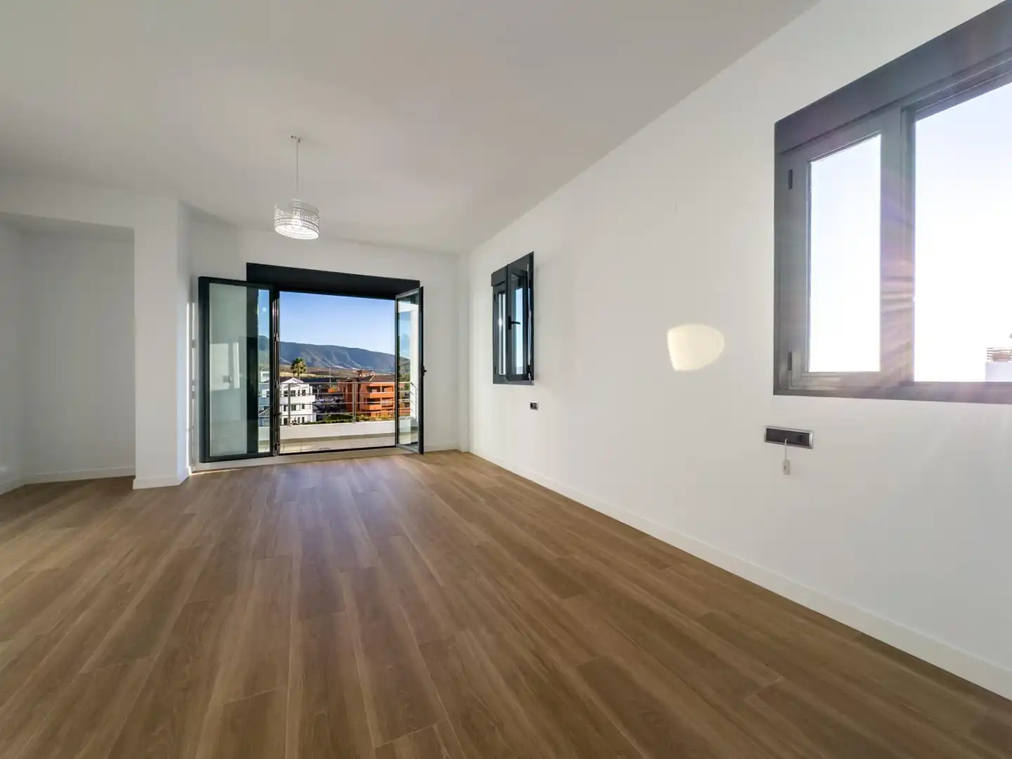 Dormitori de Casa o xalet en venda en La Zubia amb Aire condicionat, Calefacció i Jardí privat