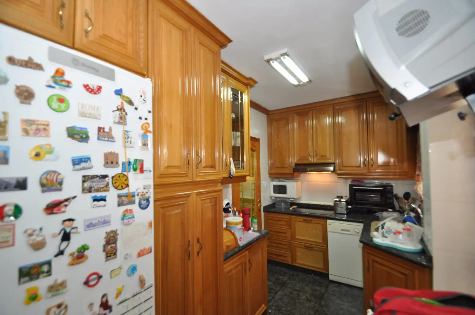 Cuina de Apartament en venda en Villena amb Traster i Balcó