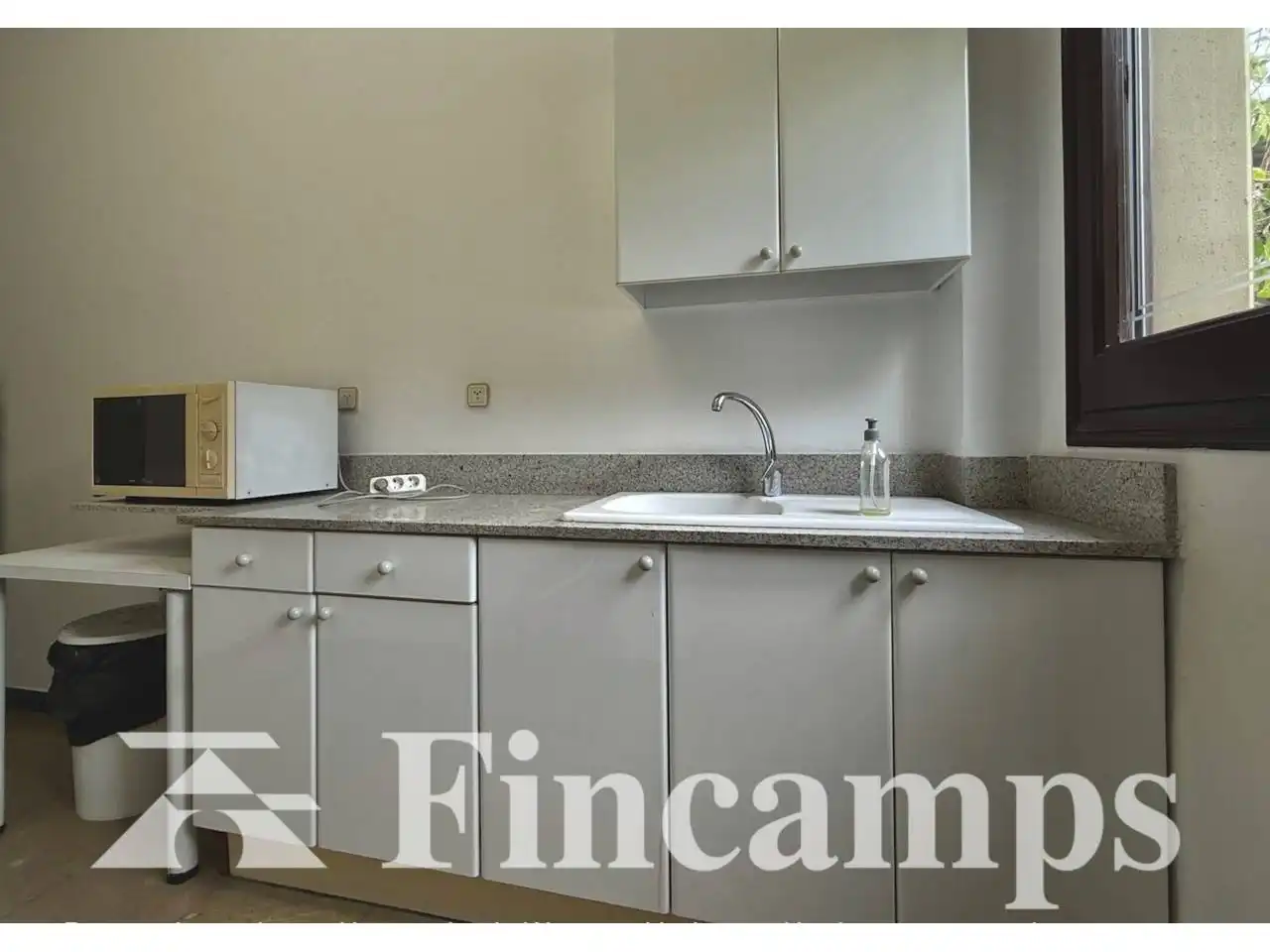 Office space to rent in Calle Can Quadres 1A, imagen 14