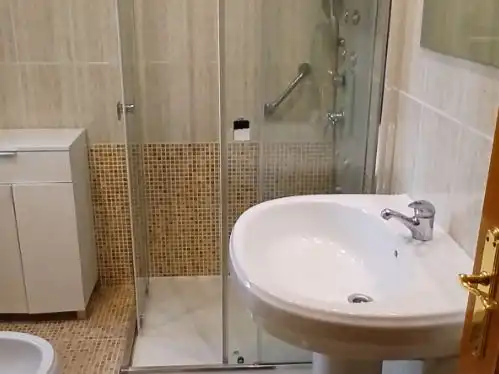 Bany de Pis en venda en Girón 