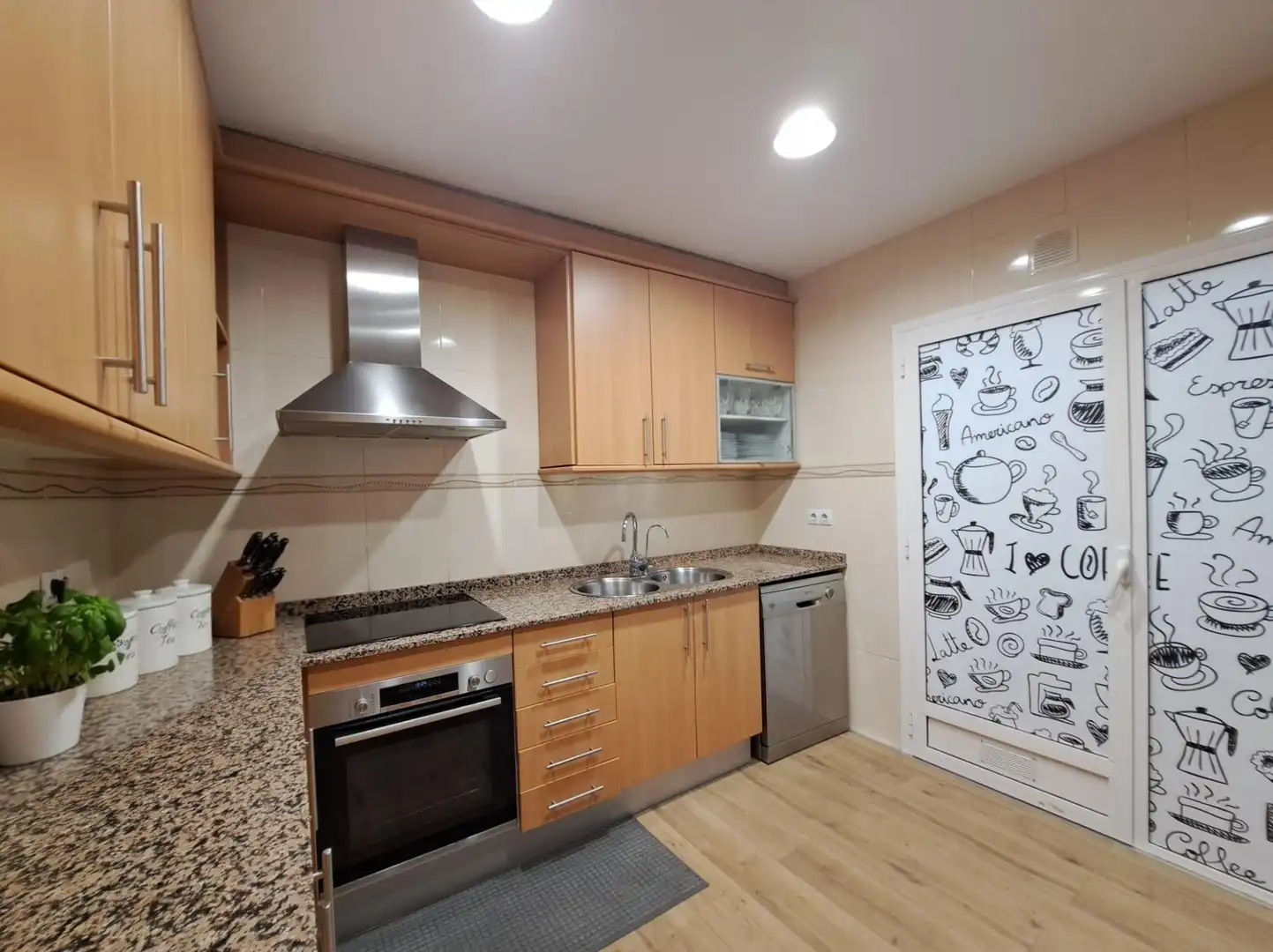 Küche von Wohnung zum Verkauf in Sant Sadurní d'Anoia mit Klimaanlage, Heizung und Terrasse