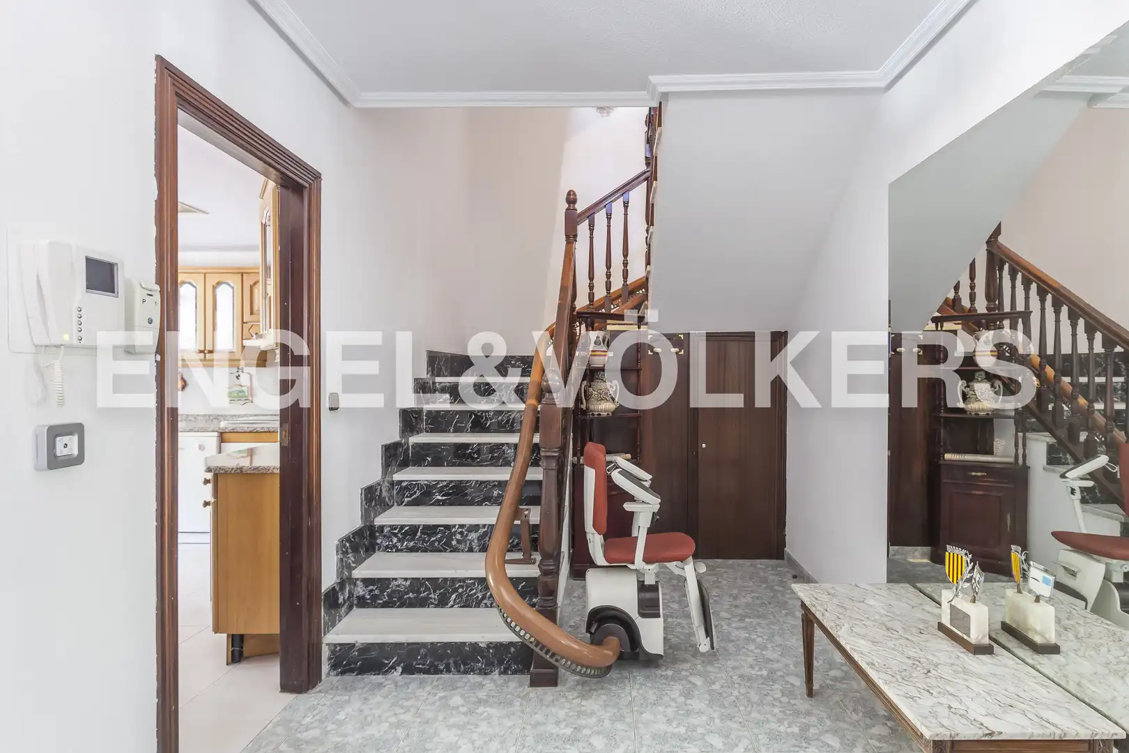 Detached homes for rent in Madrid  with Air Conditioner, Heating and Private garden