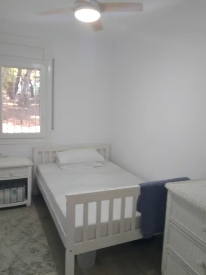 Dormitori de Apartament en venda en Mont-roig del Camp amb Aire condicionat, Jardí privat i Terrassa