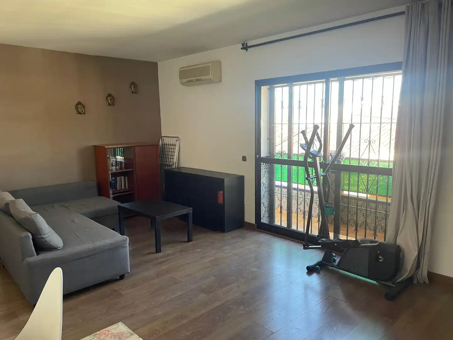 Flat for rent in Málaga  with Air Conditioner, Terrace and Furnished