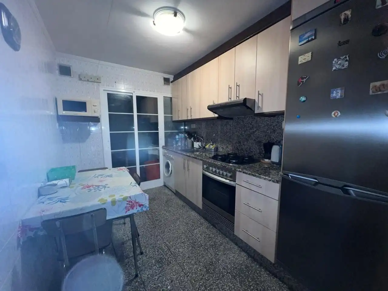 Kitchen of Flat for share in Ourense Capital   with Heating, Furnished and Balcony