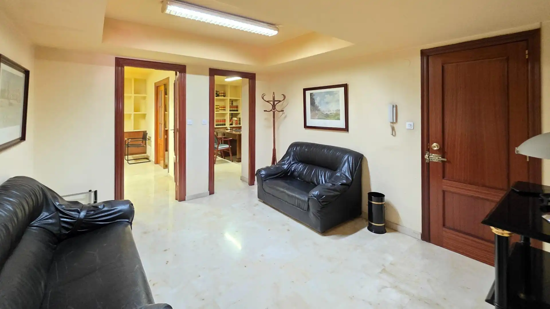 Büro zum Verkauf in Jaén mit Klimaanlage