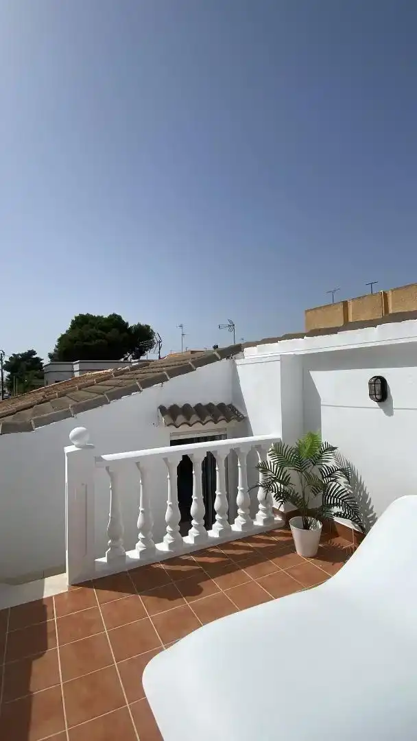 Vista exterior de Dúplex de lloguer en San Javier amb Aire condicionat, Moblat i Forn