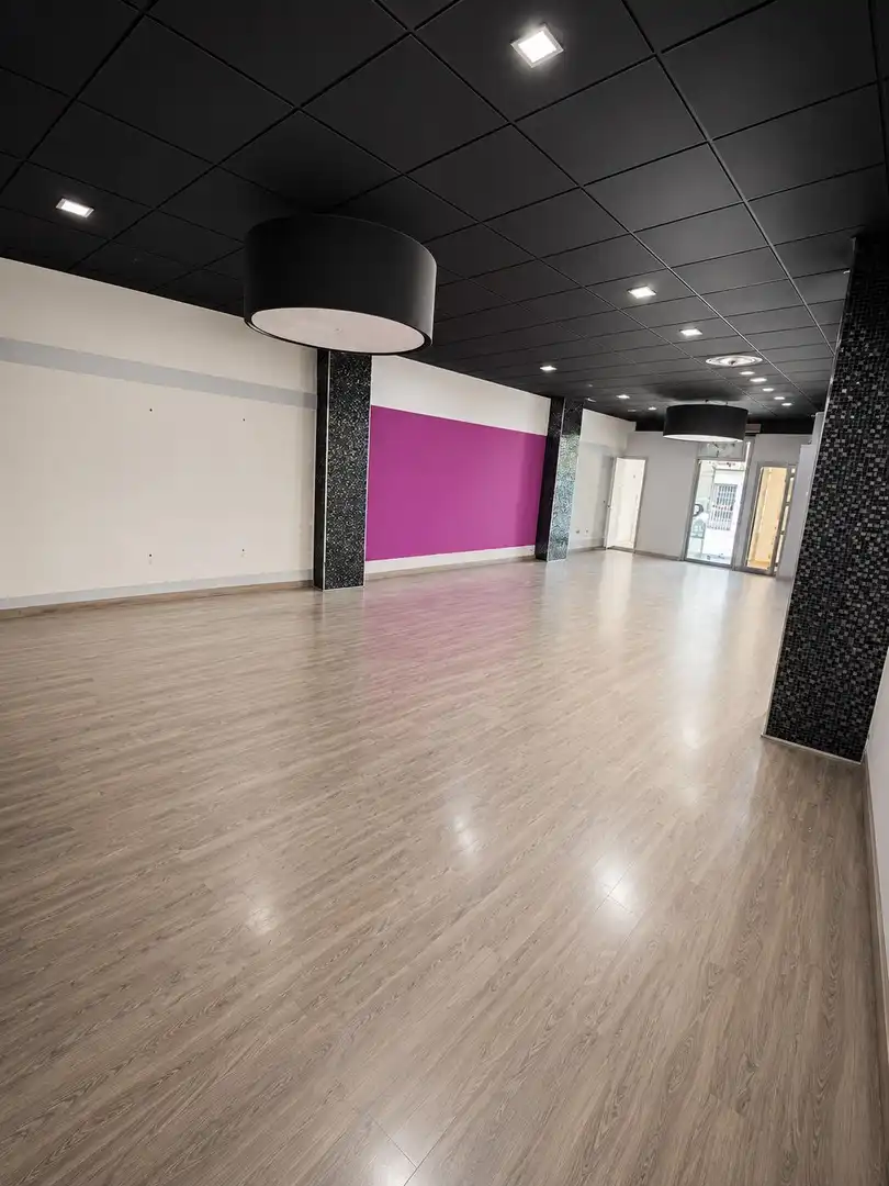Local comercial de lloguer a Orihuela ciudad, imagen 2