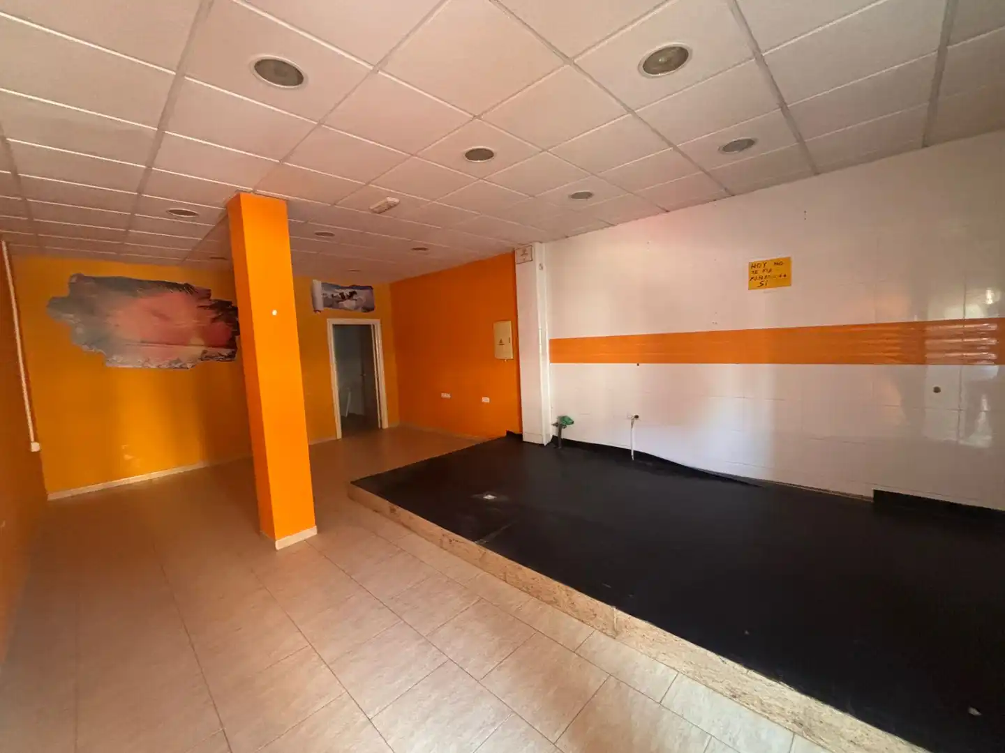 Business premises to rent in Calle Granada