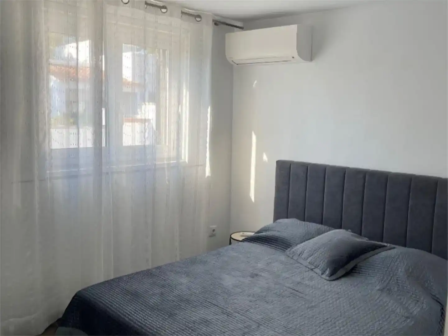 Habitación de Casa o chalet de alquiler en Empuriabrava con Aire acondicionado, Jardín privado y Piscina
