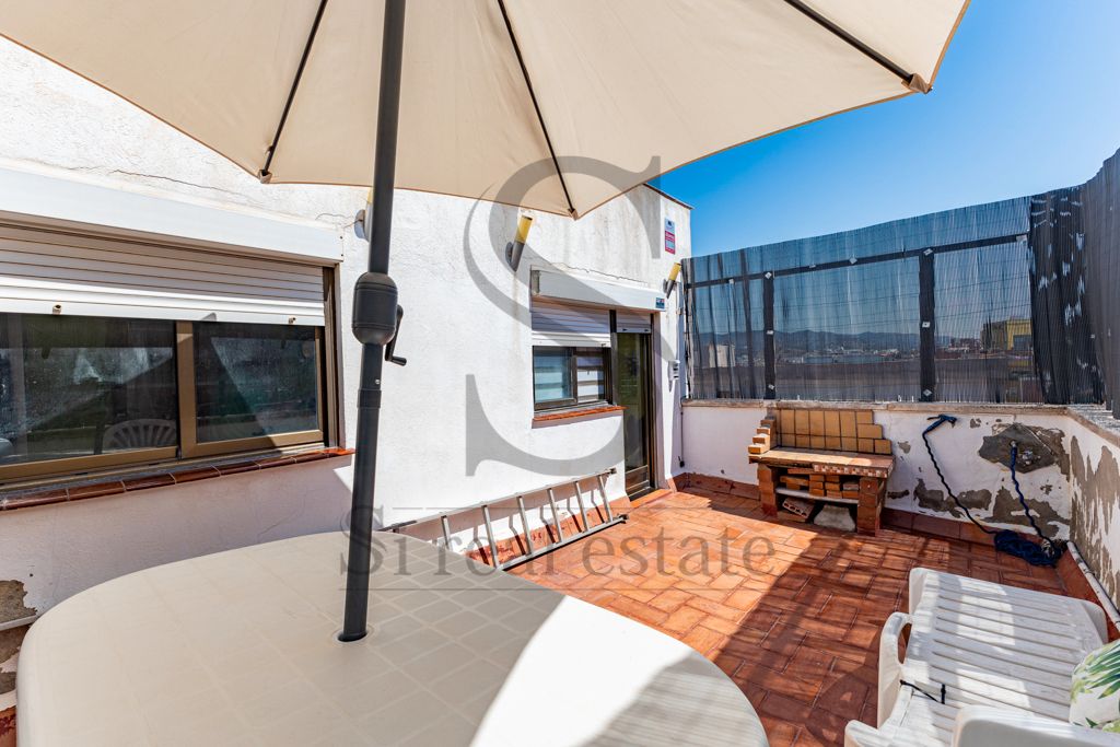 Terrace of Attic for sale in Santa Coloma de Gramenet  with Terrace