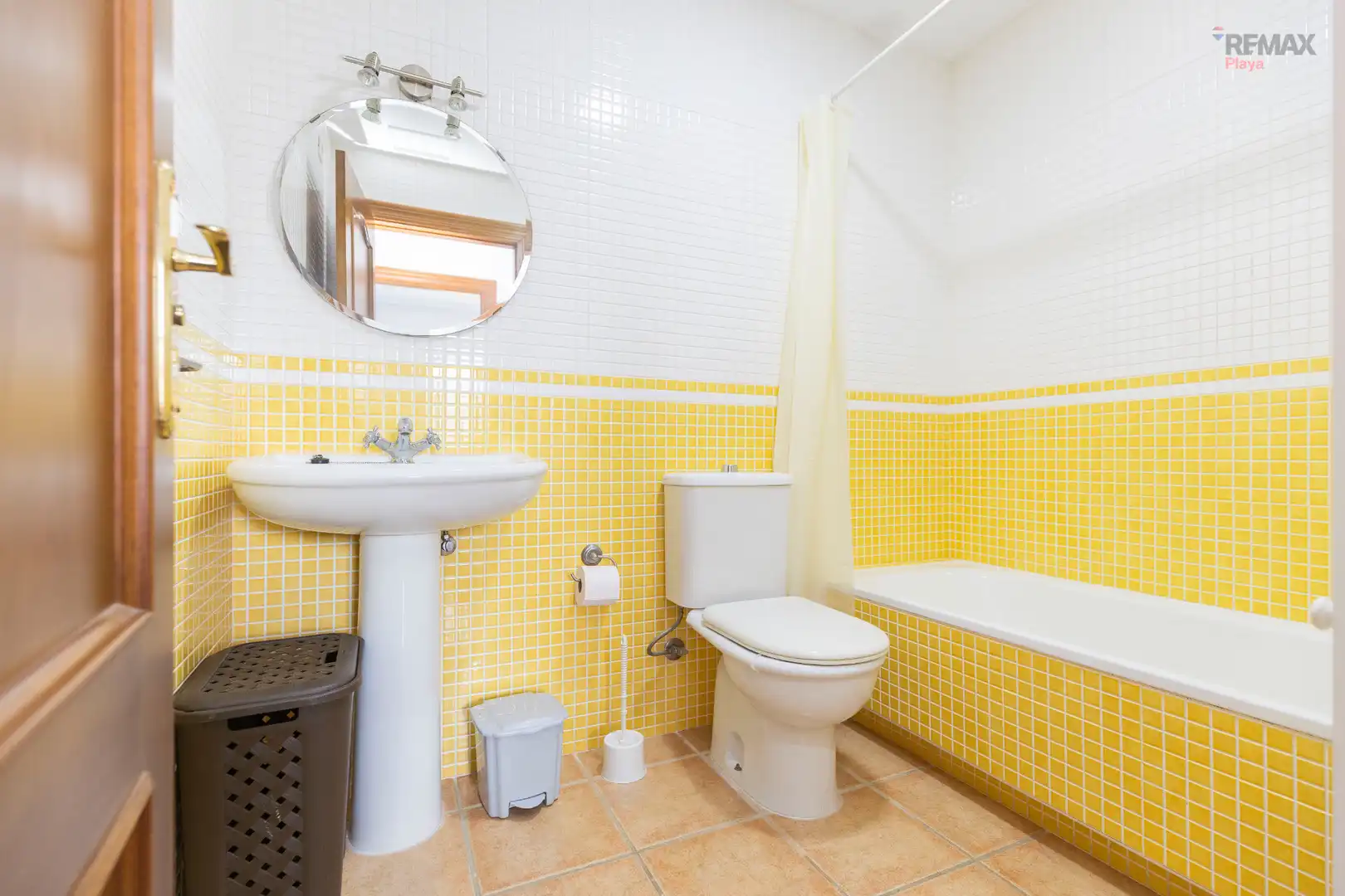 Badezimmer von Dachboden zum Verkauf in Vera mit Klimaanlage, Terrasse und Gemeinschaftspool