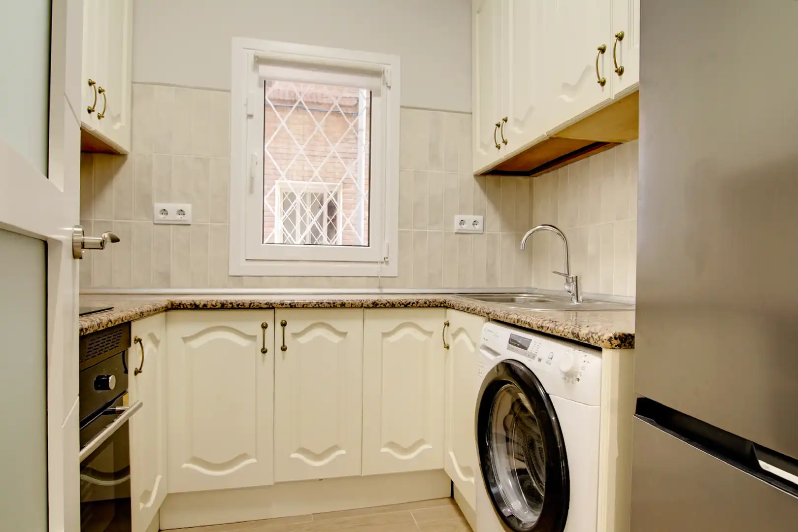 Cocina de Piso en venta en Madrid con Aire acondicionado, Calefacción y Horno