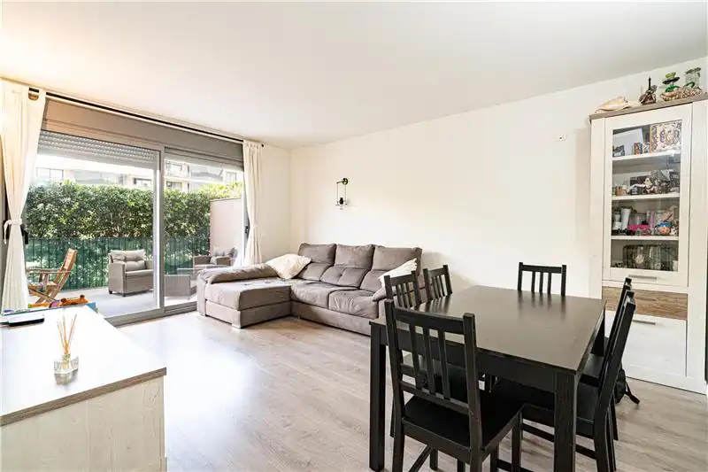 Sala d'estar de Planta baixa en venda en  Palma de Mallorca amb Aire condicionat, Terrassa i Piscina comunitària
