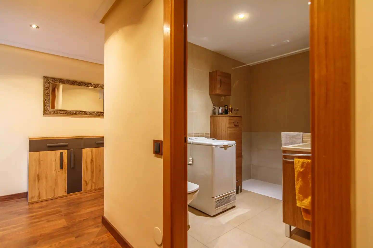 Bathroom of Flat for sale in El Carbayedo - El Quirinal
