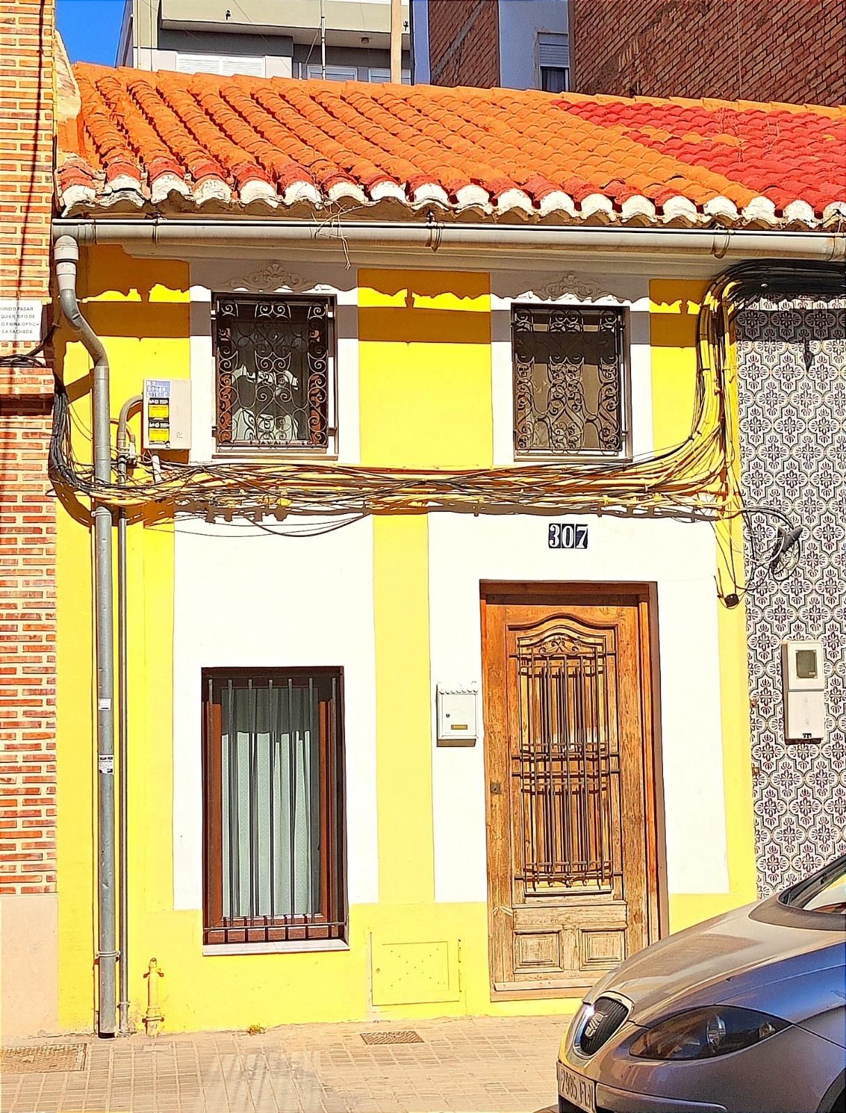 Exterior view of Single-family semi-detached to rent in  Valencia Capital  with Air Conditioner, Parquet flooring and Furnished