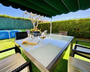 Jardí de Casa o xalet en venda en Vigo  amb Terrassa, Piscina i Balcó