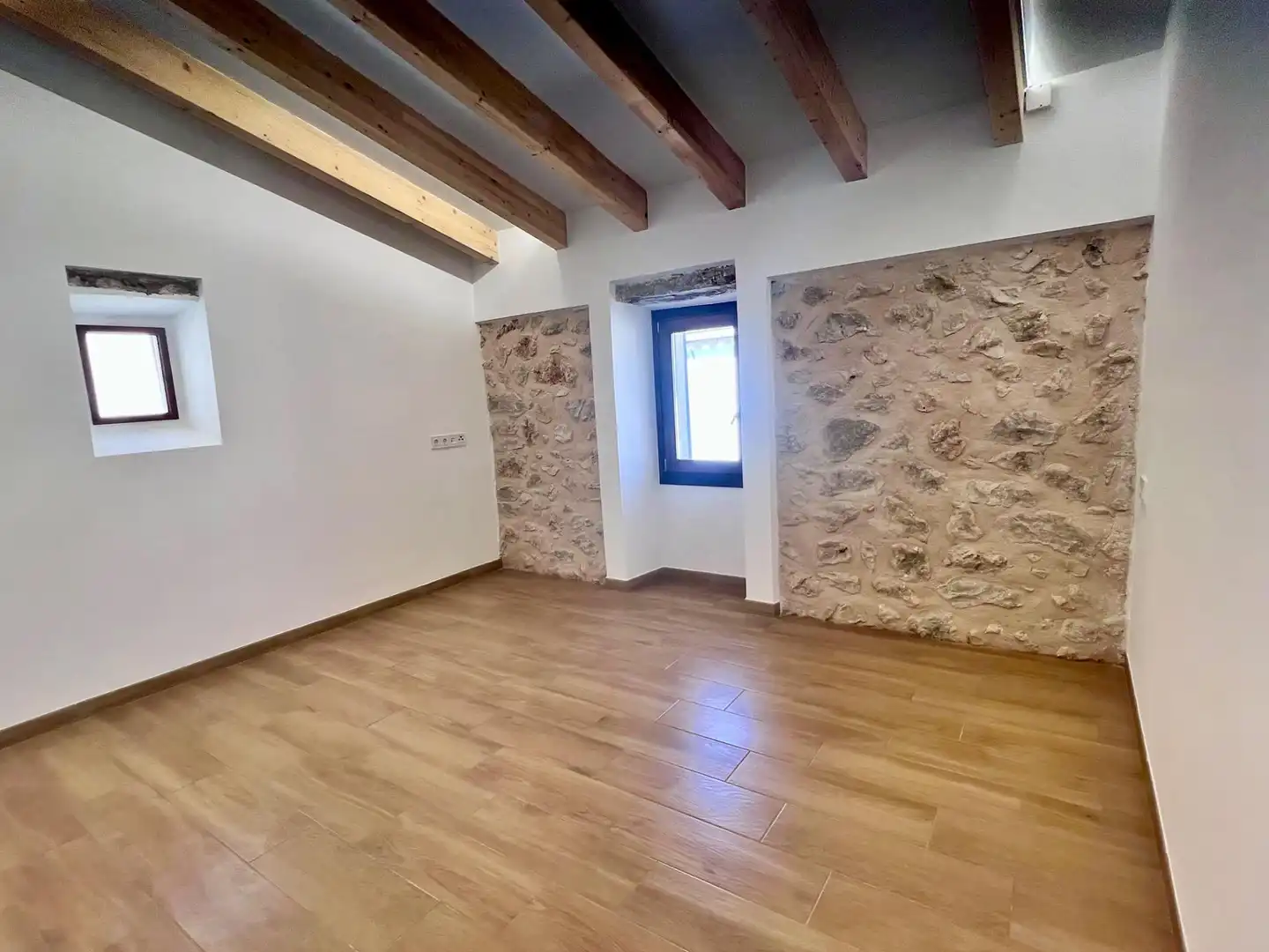 Flat for rent in Campanet  with Air Conditioner and Terrace