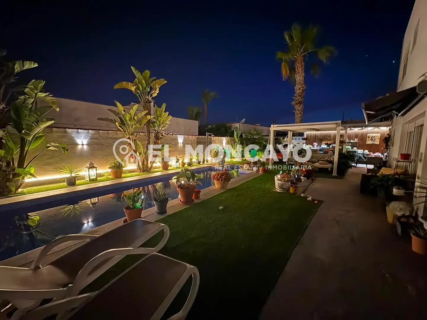 Terraza de Casa o chalet en venta en Torrevieja con Jardín privado, Terraza y Piscina