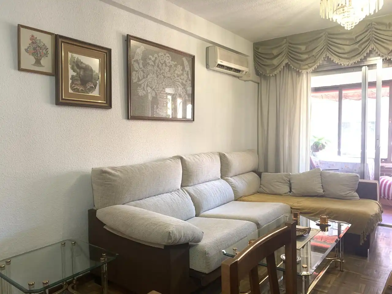 Sala d'estar de Pis de lloguer en Móstoles amb Aire condicionat, Calefacció i Parquet
