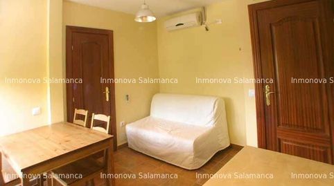 Foto 3 de Apartamento de alquiler en San Bernardo, Salamanca Capital