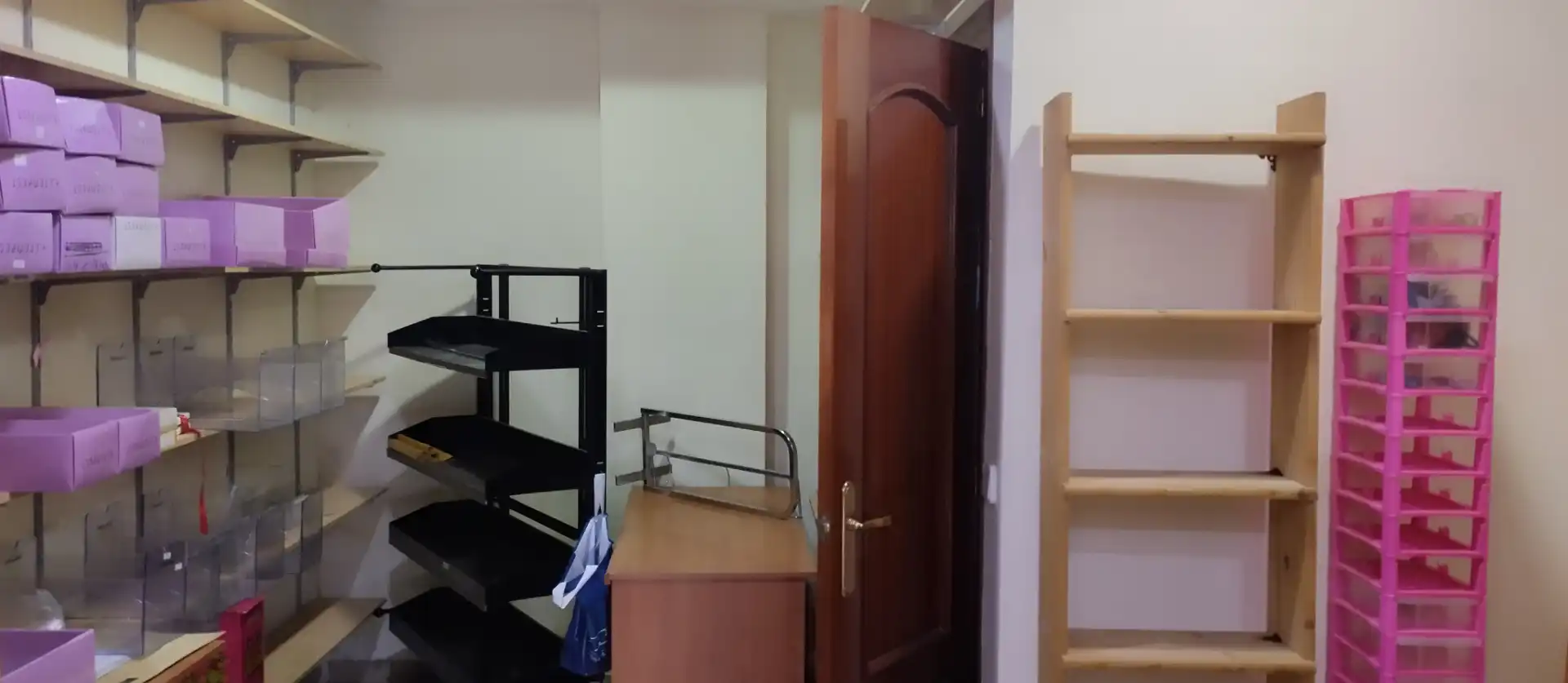 Gewerbefläche zum Verkauf in Calle Virgen de la Soledad 6, imagen 5