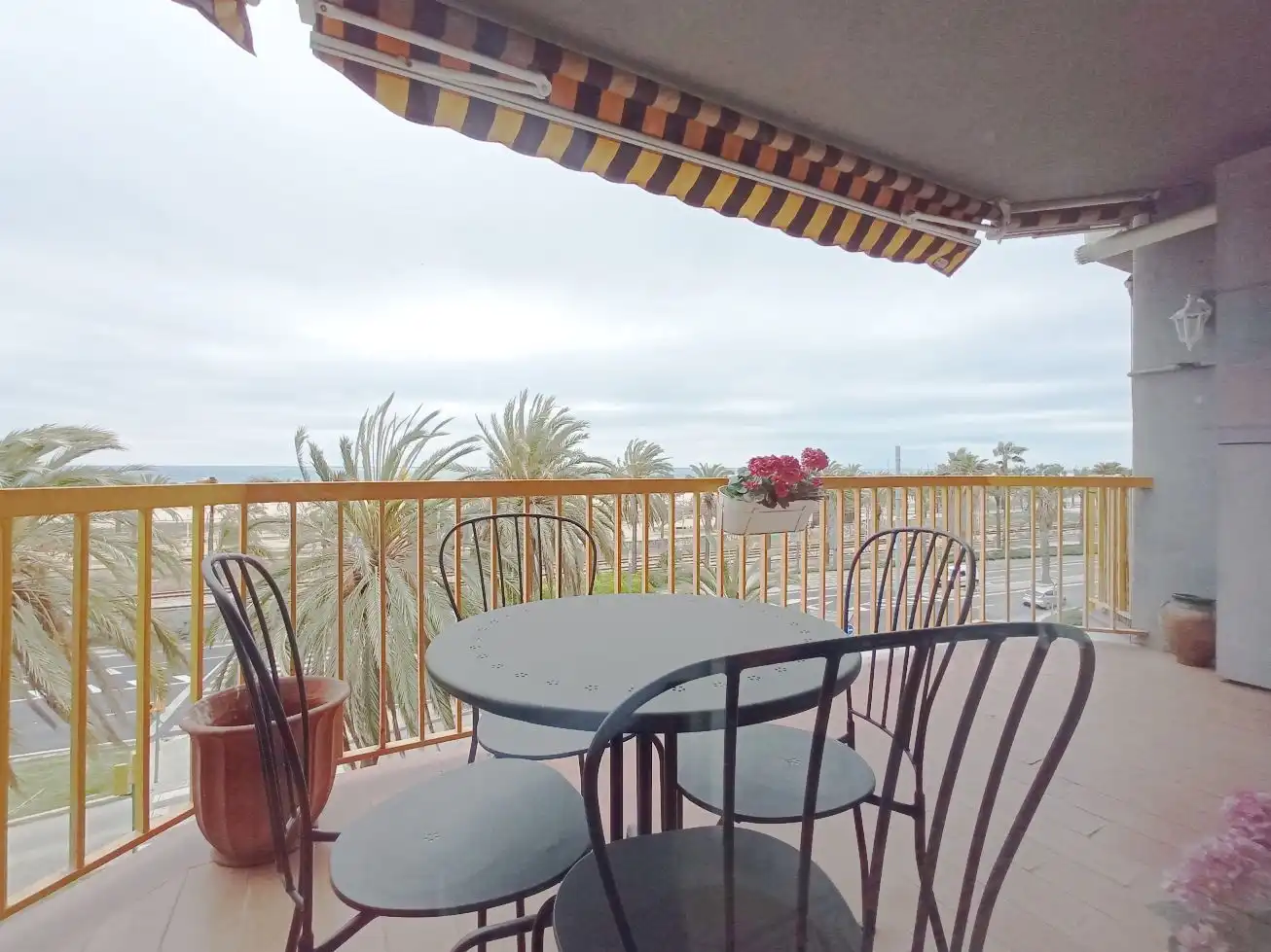Terrasse von Wohnung zur Miete in Mataró mit Heizung, Terrasse und Möbliert