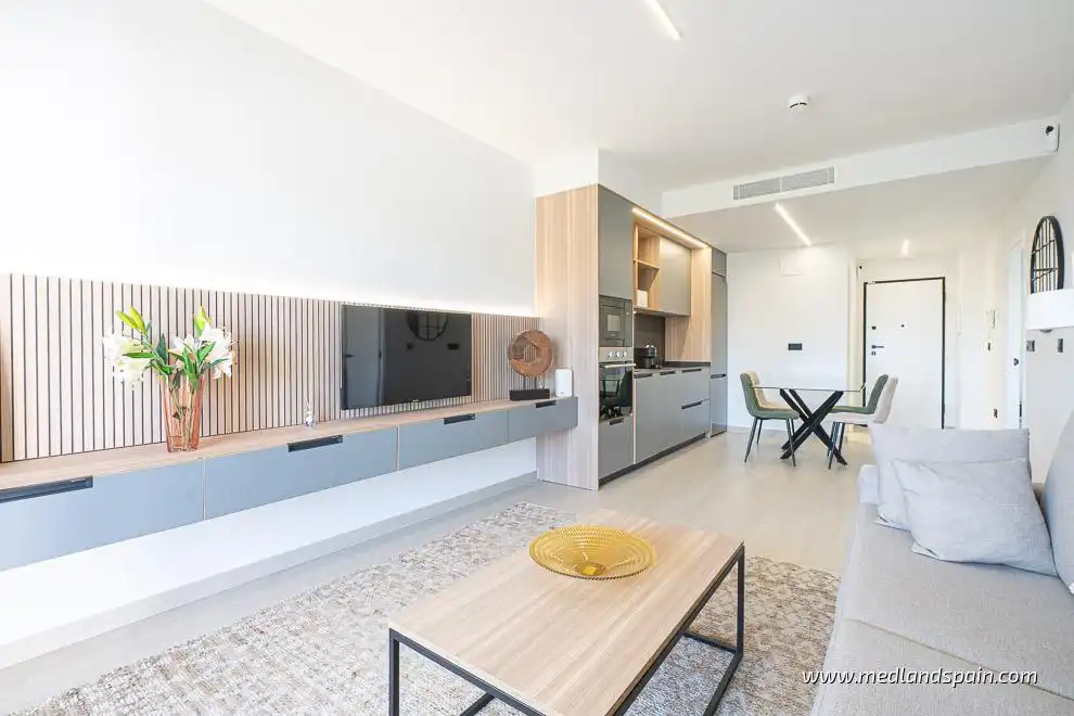 Apartamento con piscina en venta en El Raso, imagen 5