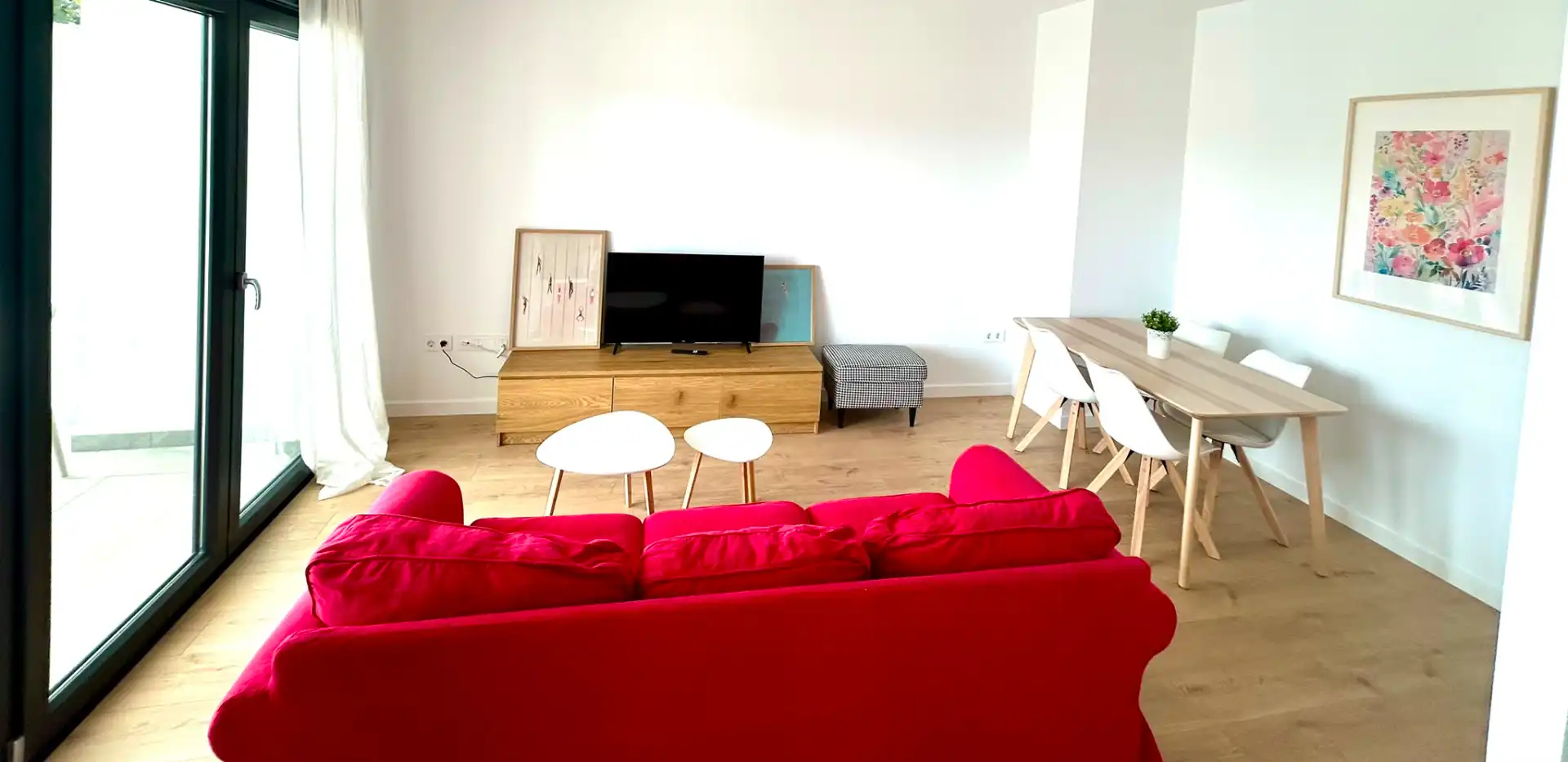 Living room of Flat for rent in Granada  with Air Conditioner, Heating and Terrace