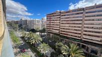 Vista exterior de Pis en venda en Alicante / Alacant amb Aire condicionat, Calefacció i Balcó