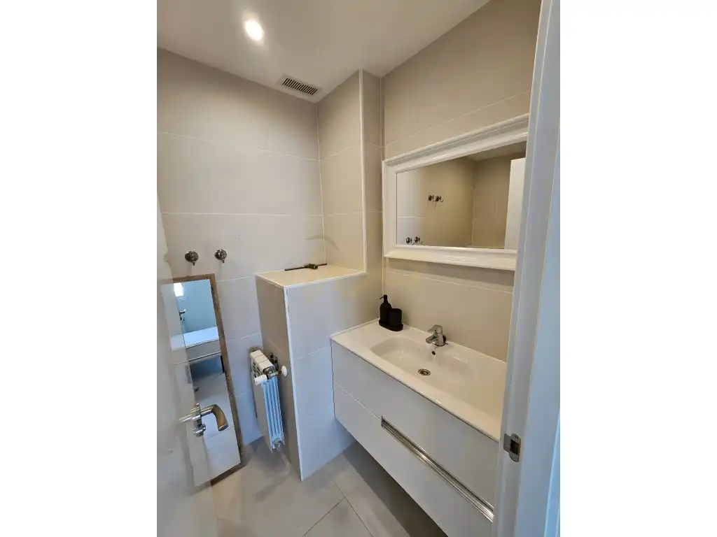 Baño de Piso de alquiler en Madrid
