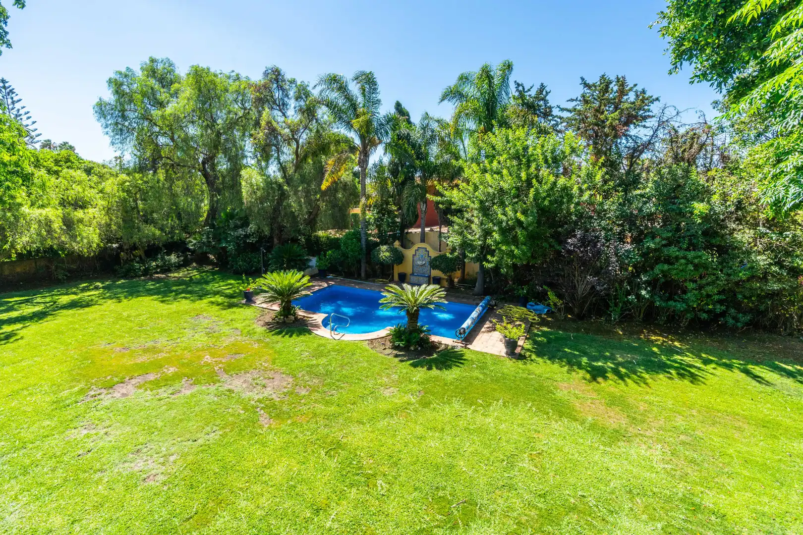 Jardí de Casa o xalet en venda en Marbella amb Aire condicionat, Jardí privat i Terrassa