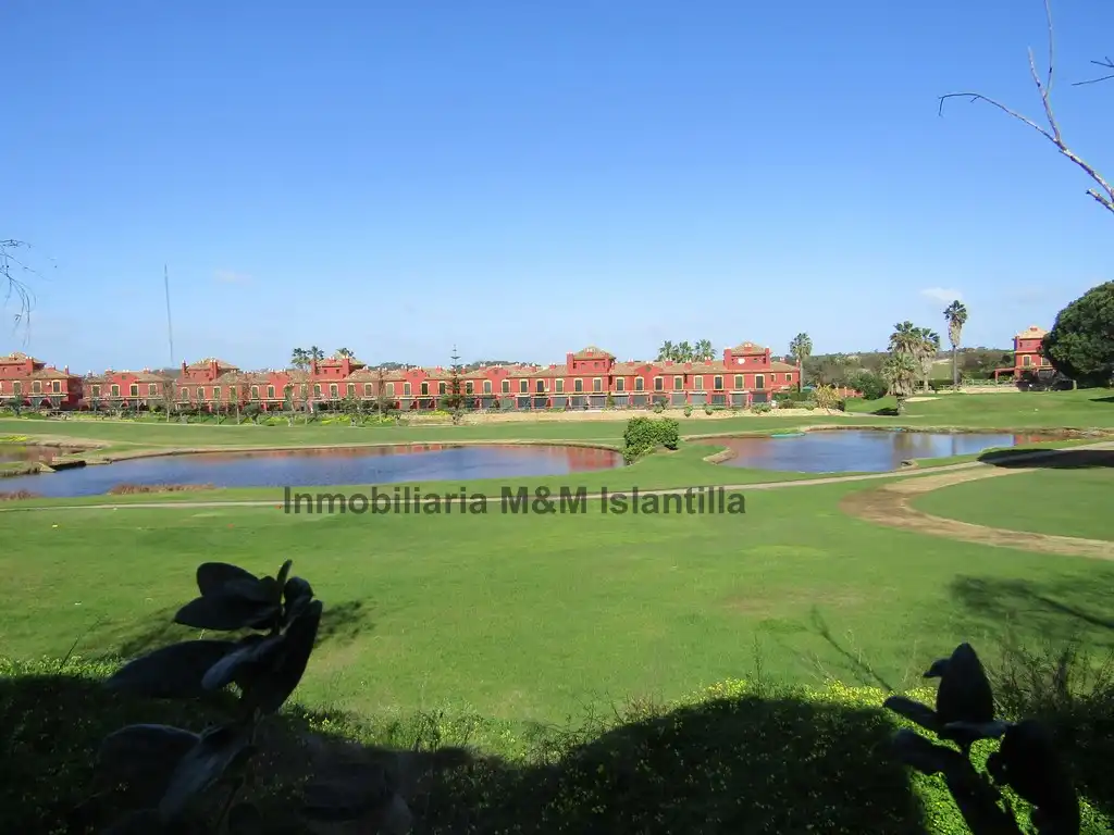 Vista exterior de Casa adosada en venta en Islantilla con Terraza, Trastero y Amueblado