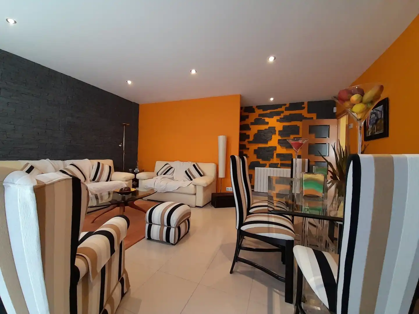 Living room of Detached homes for sale in Olot  with Heating, Terrace and Furnished