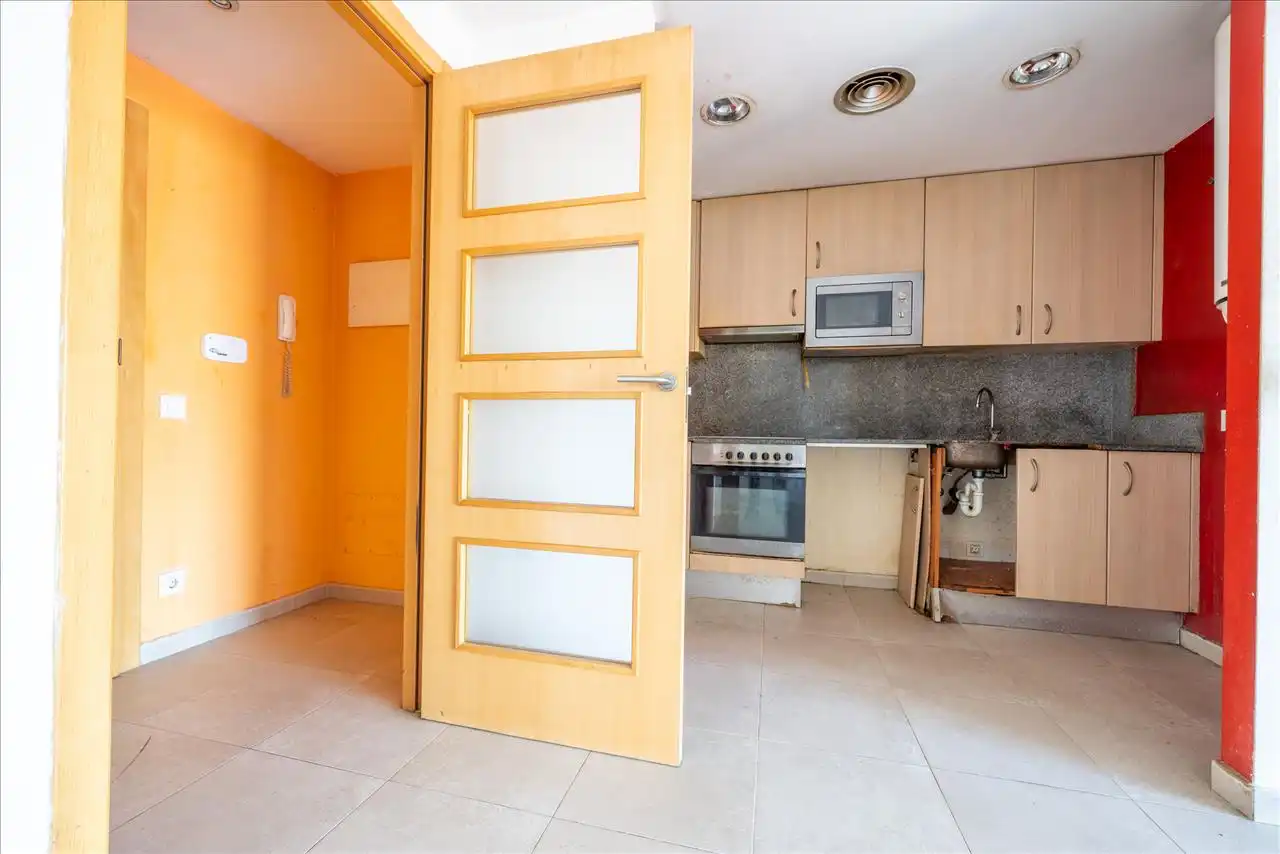 Cocina de Piso en venta en Celrà con Balcón