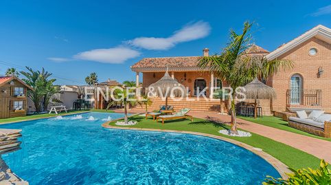Photo 3 of Houses for sale in Los Girasoles, San Vicente del Raspeig / Sant Vicent del Raspeig