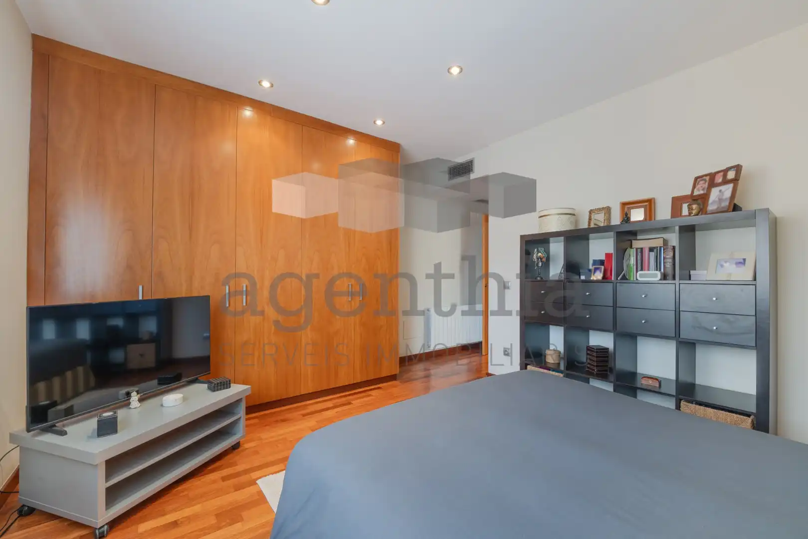 Habitación de Casa o chalet en venta en Quart con Aire acondicionado, Calefacción y Piscina