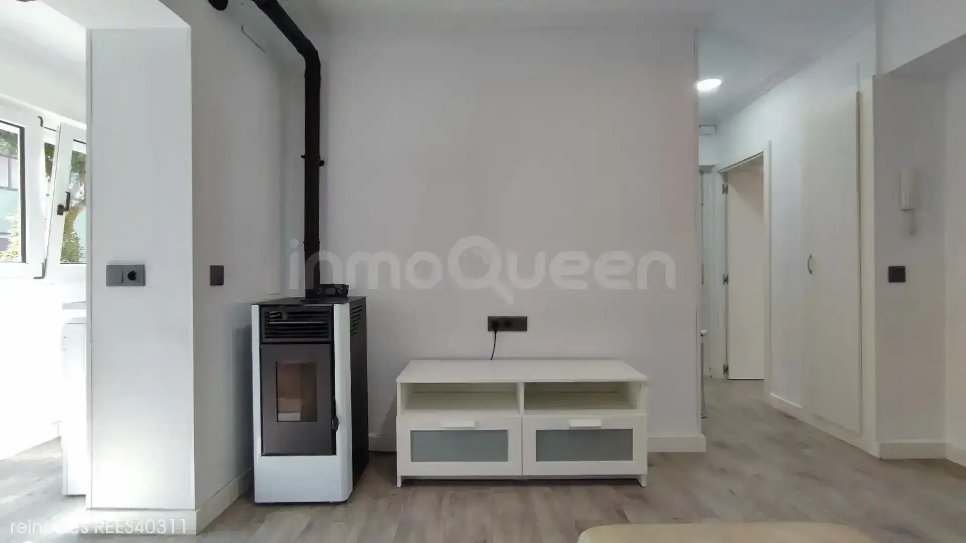 Wohnzimmer von Wohnung zum Verkauf in Laviana mit Heizung und Möbliert