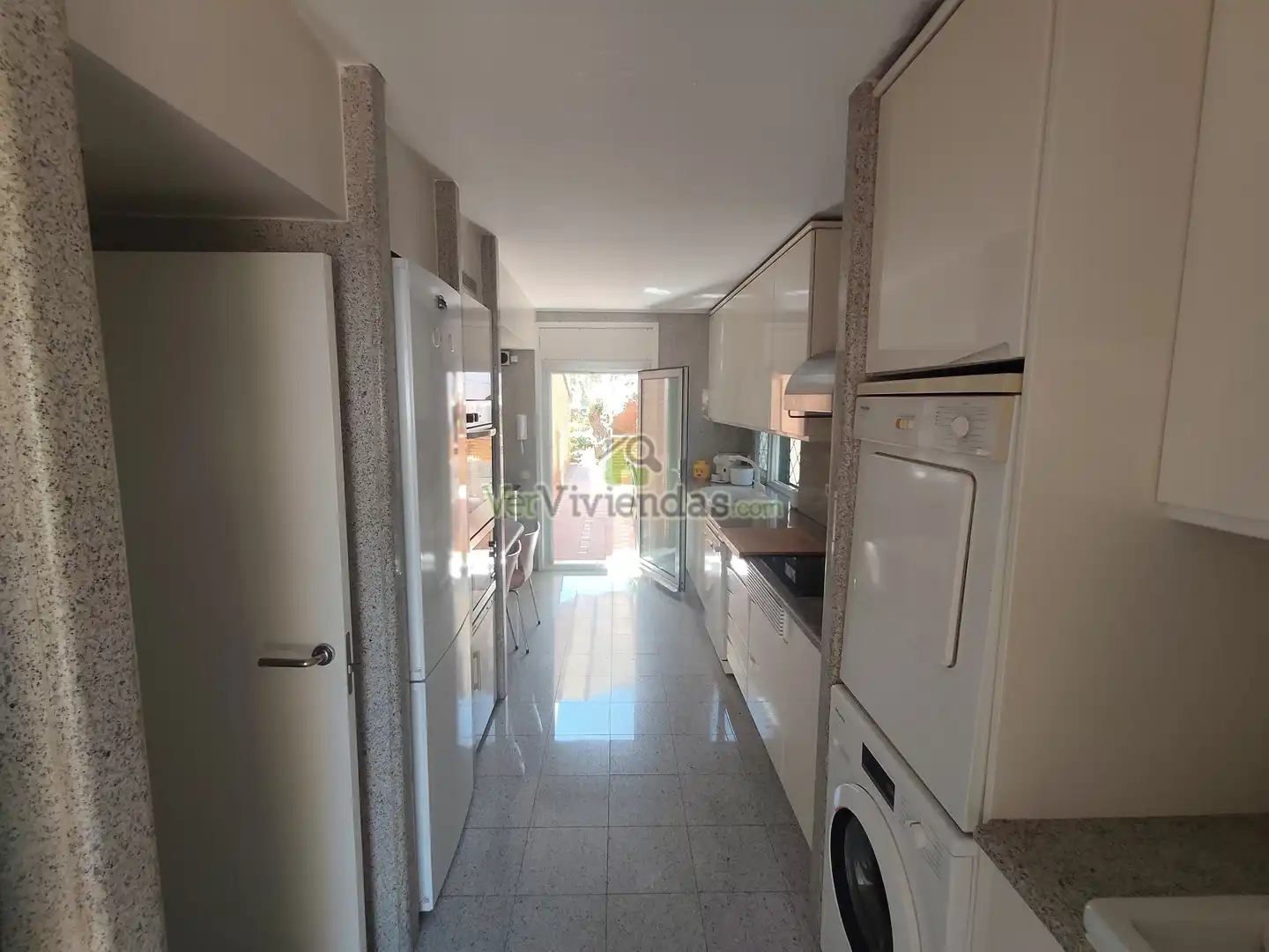 Cuina de Casa o xalet en venda en Castellar del Vallès amb Calefacció, Jardí privat i Parquet